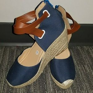 Navy blue wedges